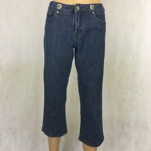 3/$20 Cache Vintage Jean Capris Size 6